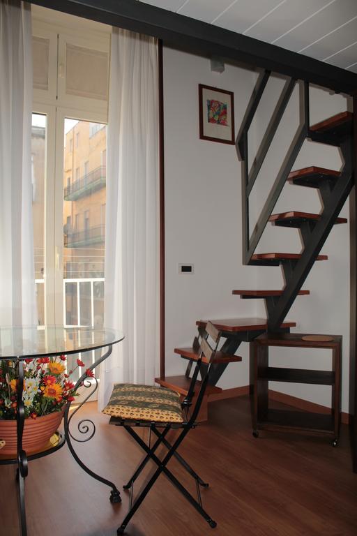 Casa Del Girasole Lägenhet Neapel Exteriör bild